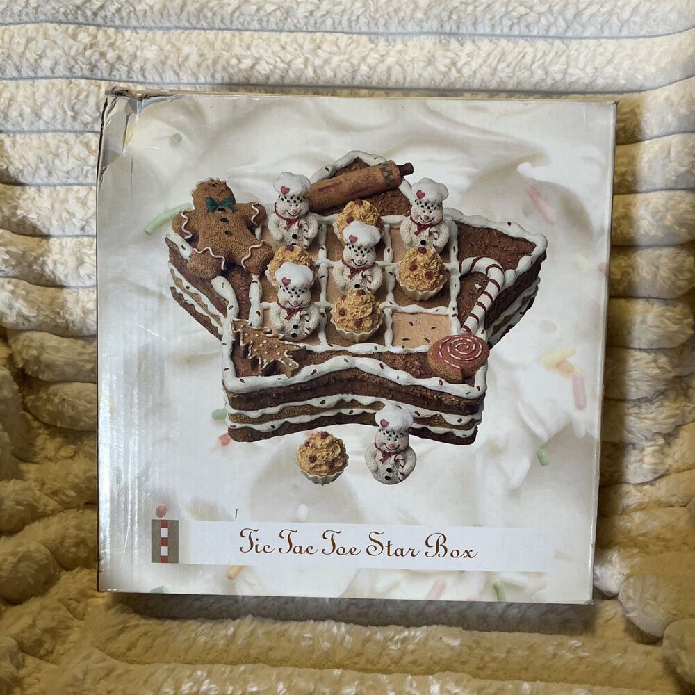 Holiday Christmas Snowmen Gingerbread Tic Tac Toe Star Game Box